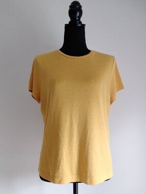 Universal Thread Yellow Marigold Crew Neck Open Backed Tee Sz M